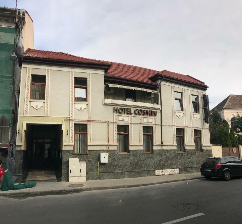 Hotel Cosmin Arad Exterior foto